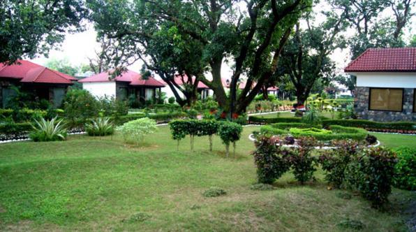 ホテルCorbett Leela Vilas Corbett National Park エクステリア 写真